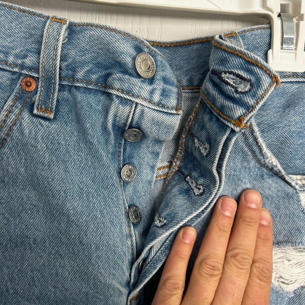 Levi's 501 Women’s Jean Shorts - Picture 4 of 5